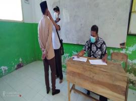 Pendataan Kesehatan Siswa Bersama Puskesma Wongsorejo